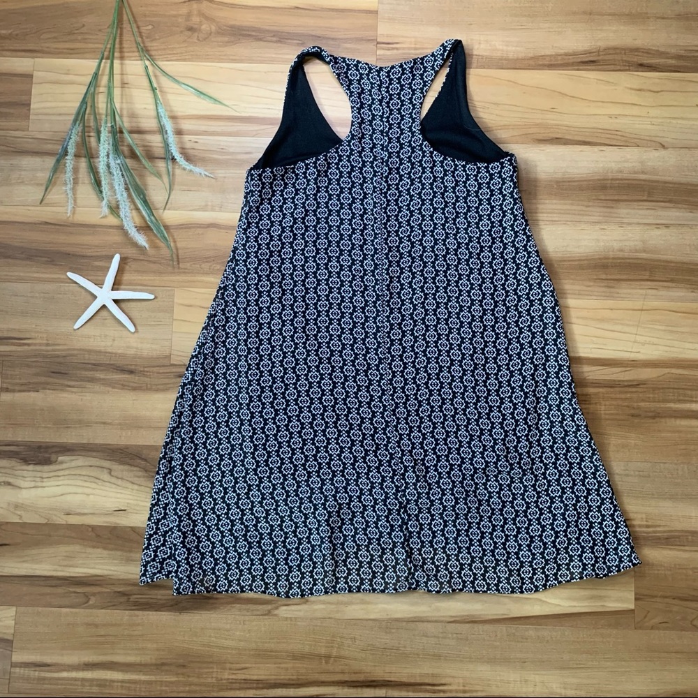 Nymphe Racerback Patterned Shift Dress, Medium - Picture 6 of 8